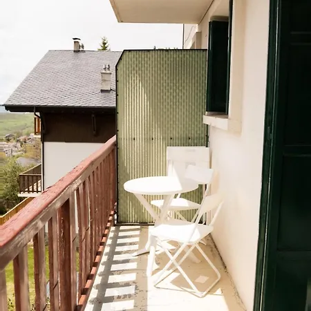 Altitude 1676 - Avec Et Balcon Ensoleille Apartmán