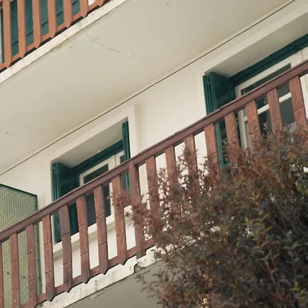 - Balcon Et Vue Sur Les Montagnes Font-Romeu-Odeillo-Via